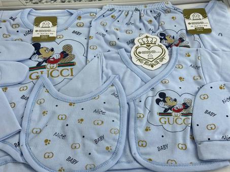 👶 طقم Trousseau Grand Baby – 8 قطع (من شهر حتى 6 أشهر)