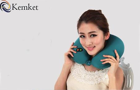 وسادة تدليك ناعمة ومريحة مع زر مزدوج (تشغيل / إيقاف) وسادة للرقبة بالاهتزاز لتخفيف التوتر   وسادة سفر