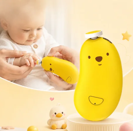 تقليم أظافر البيبي