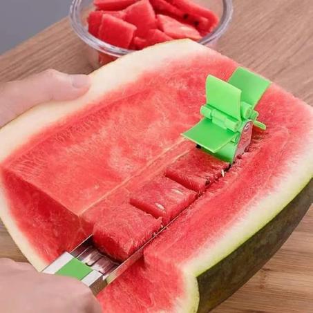 قاطعة البطيخ