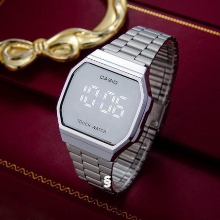 ساعة CASIO ذهبية نسائية بشاشة لمس | CASIO Gold Women's Touchscreen Watch