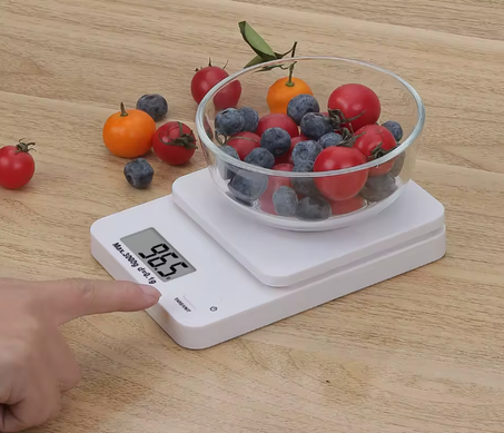 ميزان طعام رقمي ذكي – تحكم كامل بأكلك وعيش صحتك بأمان!