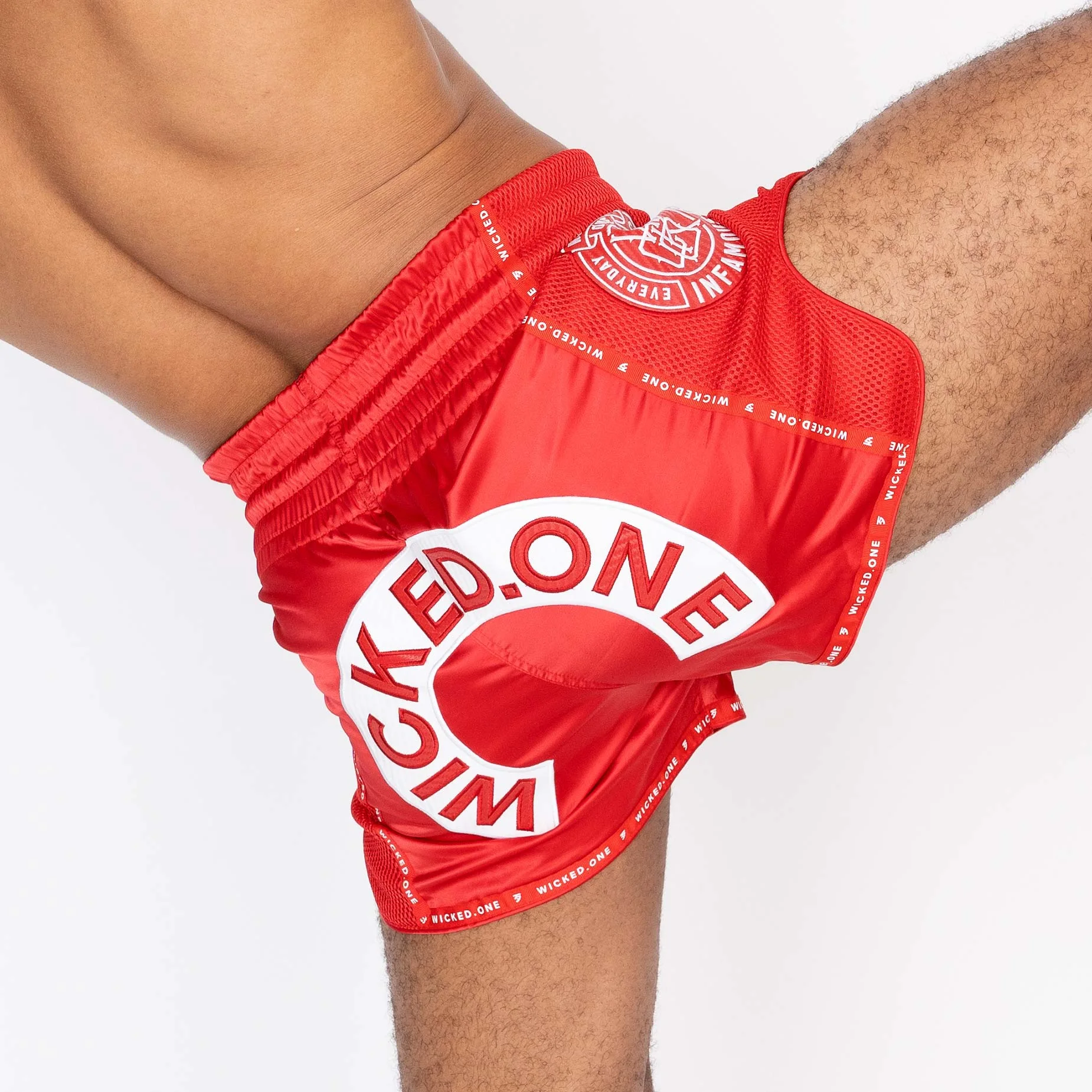 MUAY THAI SHORT HERD ROUGE
