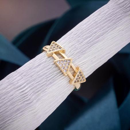 La magie des pierres précieuses dans nos bagues élégantes