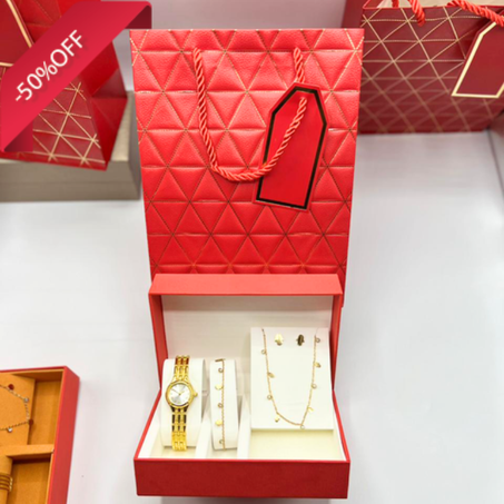 Un pack de 4 pièces réunies dans une belle boîte