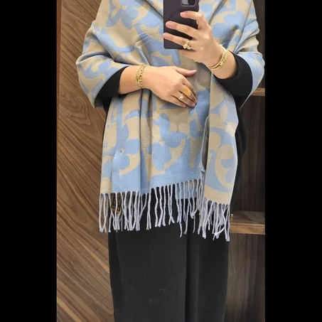 شـــال راقـــي، دافـــي، وأنيــــق