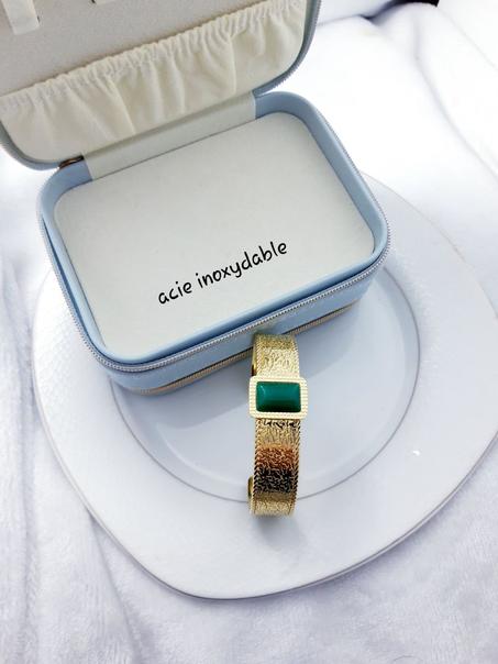 براسلي نسائي