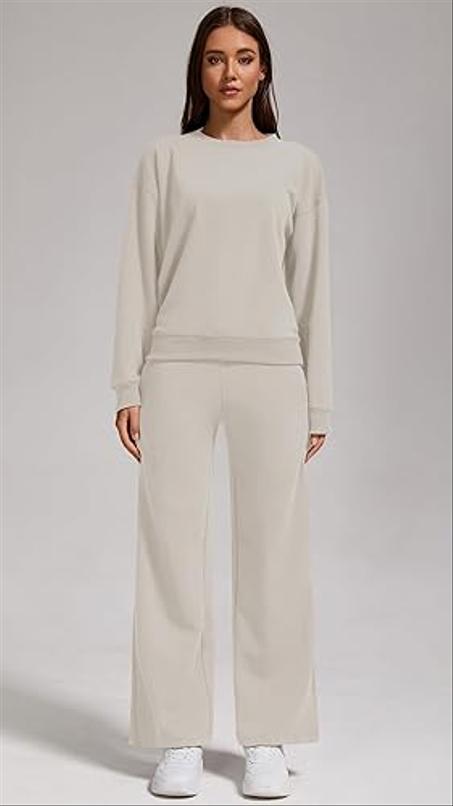 Sudadera y Pantalones Deportivos