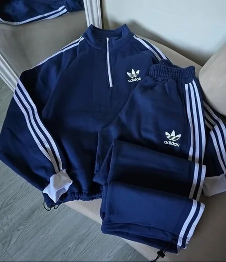 Survêtement Femme Adidas Bleu Marine & Blanc – Ensemble 2 Pièces