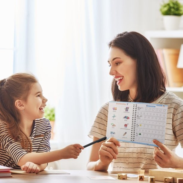 4 كتب تطبيقية لتعلم المبكر الحجم الكبير + 5 أقلام هدية + توصيل مجاني