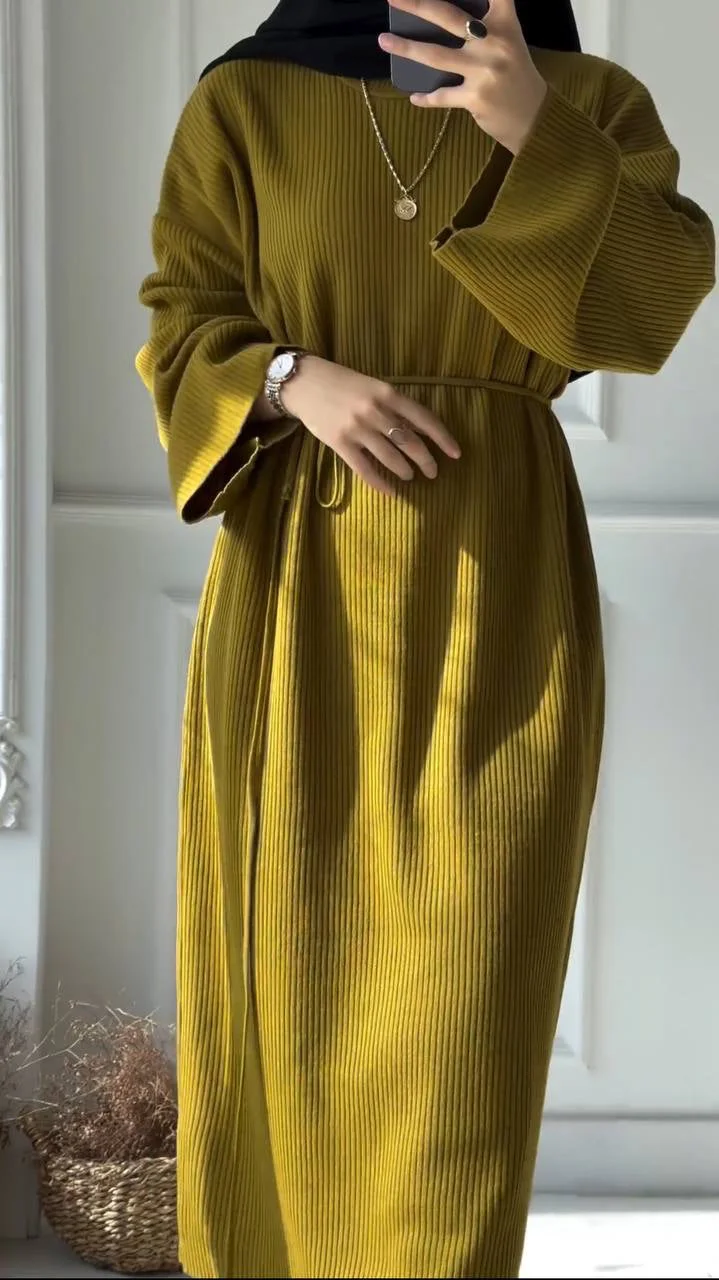 Model Lina