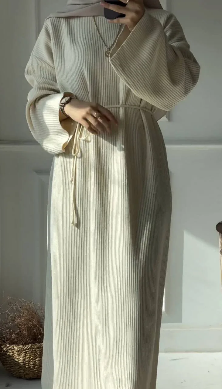 Model Lina