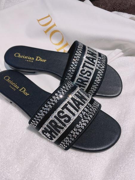 DIOR SLIPPER   SIZE 36.........41