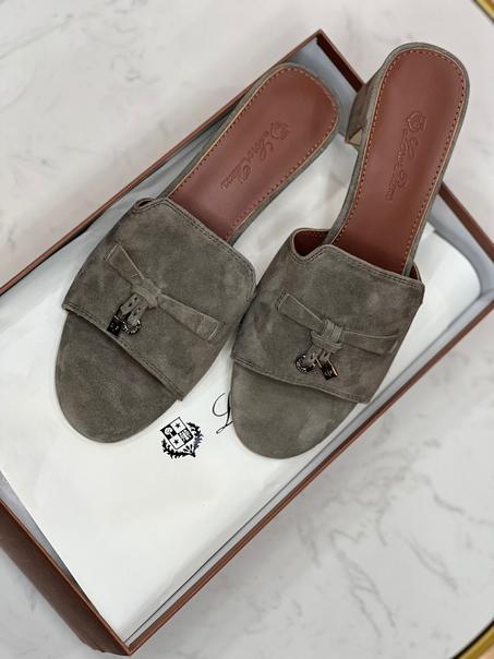 LORO PIANA  SLIPPER   SIZE  36.....41