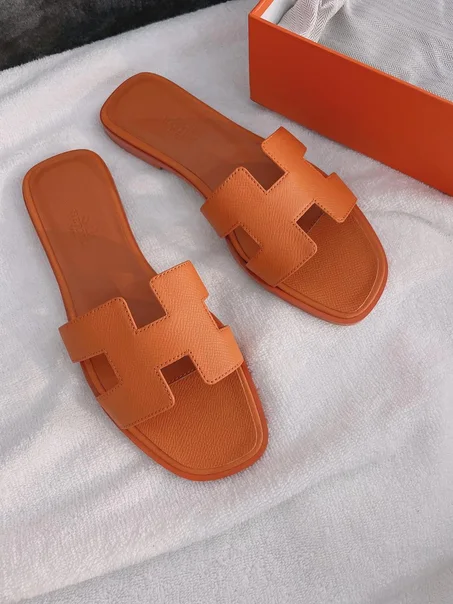 HERMES  SLIPPER   SIZE  36.....41