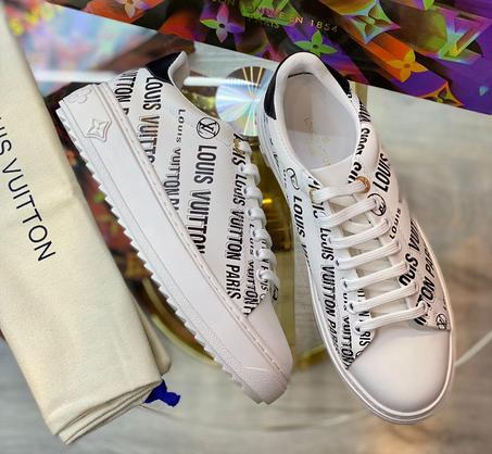 LOUIS VIETON  SHOES  SIZE  36.....41