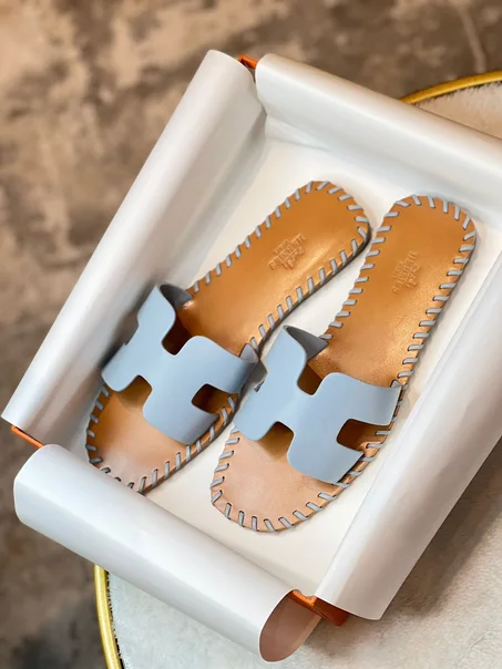 HERMES  SLIPPER   SIZE  36.....41