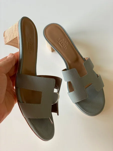 HERMES  SLIPPER   SIZE  36.....41