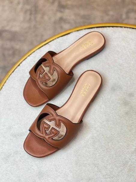 GUCCI  SLIPPER  SIZE  36......41