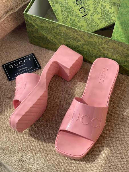 GUCCI  SLIPPER  SIZE  36......41