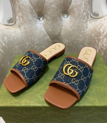 GUCCI  SLIPPER  SIZE  36......41