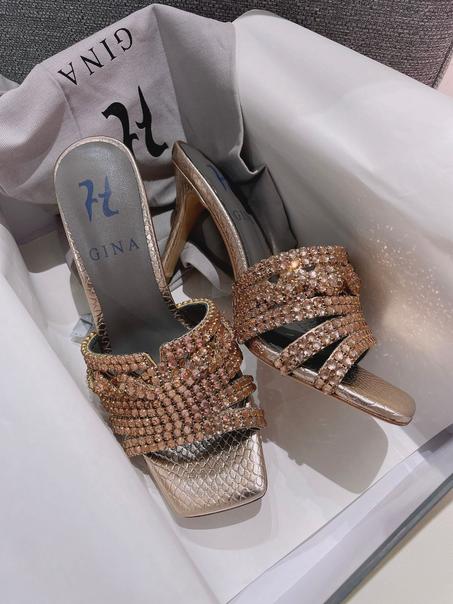 GINA SLIPPER  SIZE  36.......41