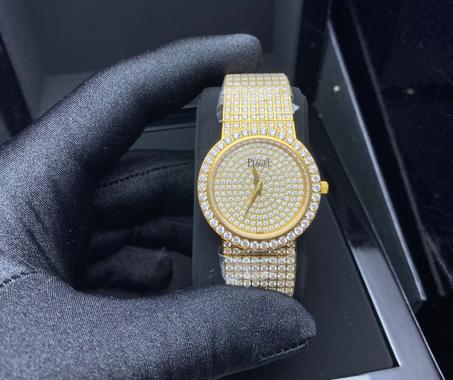 Possession High Jewellery watch