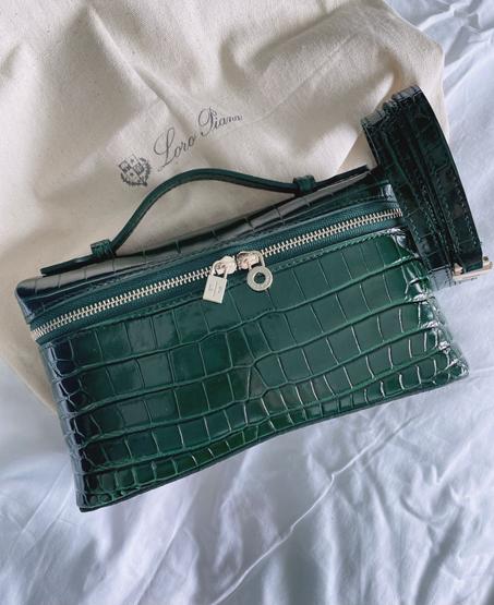 Extra Pocket Pouch L 19  Crocodile Leather