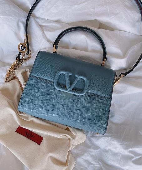 Valentino Garavani VSLING tote