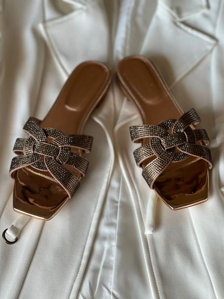 YSL  SLIPPER  SIZE   36.......41