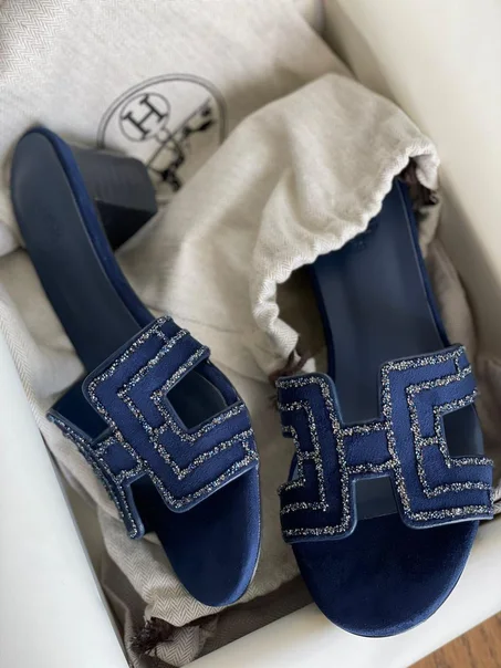 HERMES  SLIPPER   SIZE  36.....41