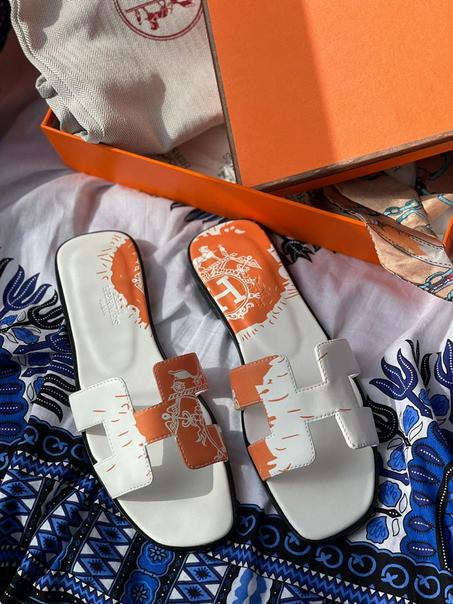 HERMES  SLIPPER   SIZE  36.....41