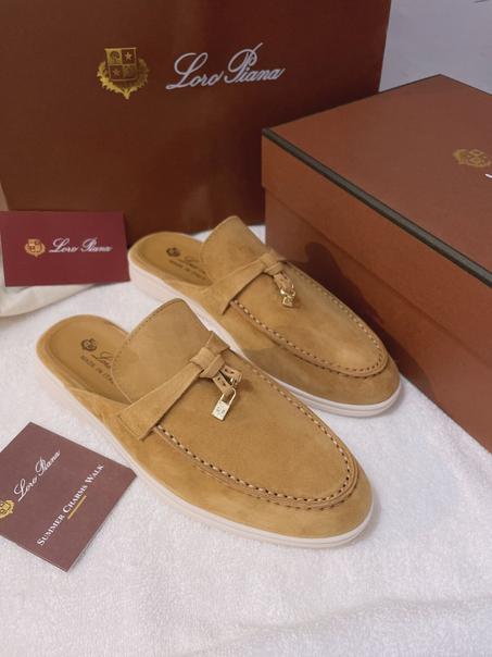 LORO PIANA  SLIPPER   SIZE  36.....41