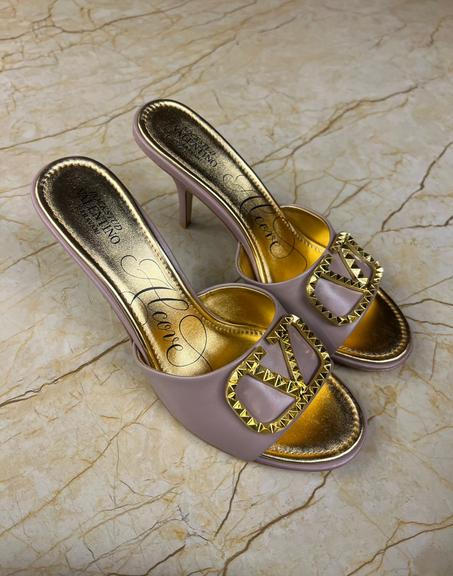 VALENTINO  SLIPPER  SIZE  36........41