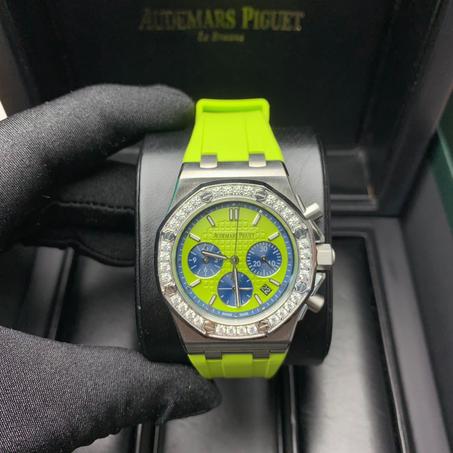 ROYAL OAK OFFSHORE SELFWINDING CHRONOGRAPH