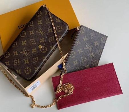 LOUIS VUITTON CLUTCH