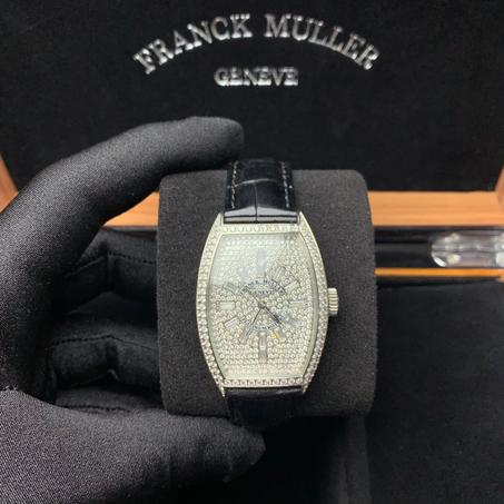 FRANK MULLER   The Cintrée Curvex