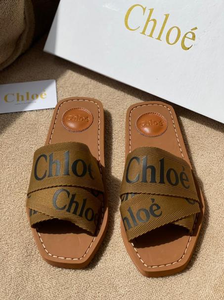 CHLOE  SLIPPER  SIZE  36......41