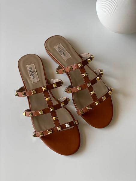 VALENTINO  SLIPPER  SIZE  36........41