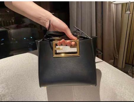 Fendi Women's Way  Leather Tote