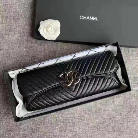 CHANEL CLUTCH