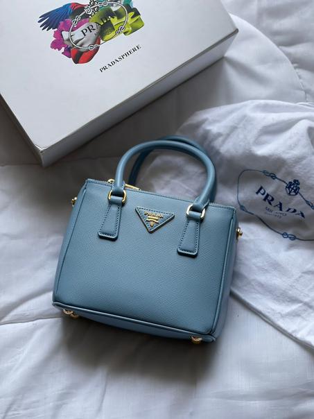 Prada Galleria Saffiano leather medium bag