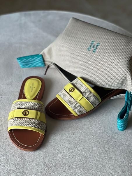 LOUIS VIETON  SLIPPER  SIZE  36.....41