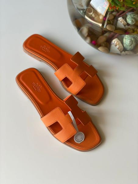 HERMES  SLIPPER   SIZE  36.....41