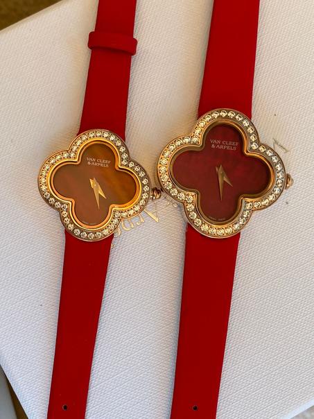 VAN CLEEF   Alhambra watch, small model