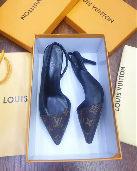 LOUIS VIETON  SHOES  SIZE  36.....41
