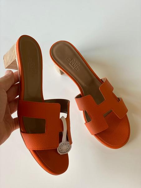 HERMES  SLIPPER   SIZE  36.....41