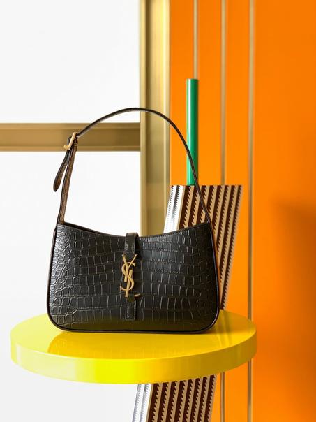 YSL LE5A7 Hobo Bag In Crocodile Embossed Shiny Leather