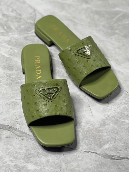 PRADA  SLIPPER  SIZE  36.......41