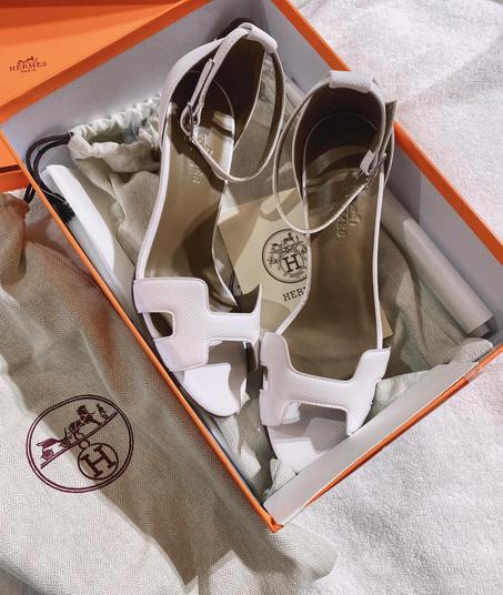 HERMES  SANDAL  SIZE  36.....41